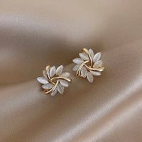 ELEGANT OPAL GOLD EARRINGS